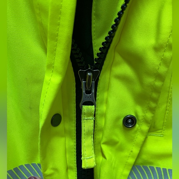 Carhartt Men's High-Vis Waterproof Loose Fit Class 3 Jacket - Picture 10 of 14